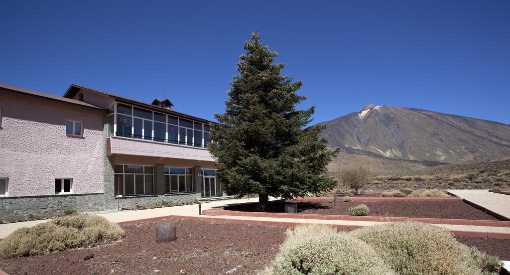 Parador De Las Canadas Del Teide Ла Оротава Екстериор снимка
