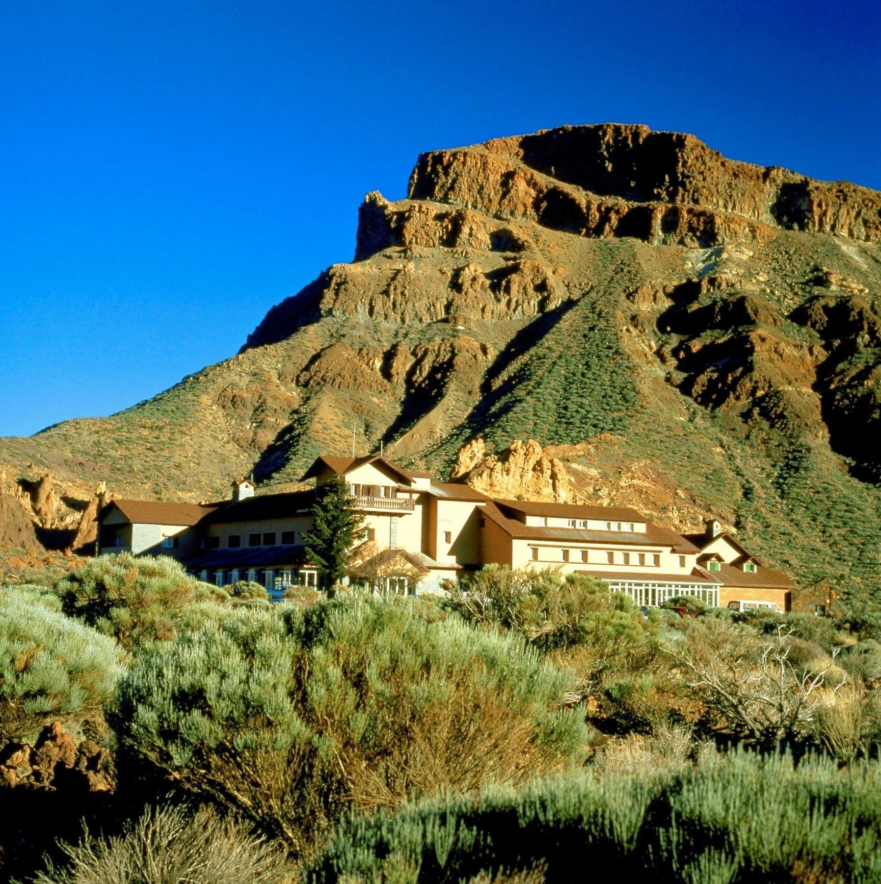 Parador De Las Canadas Del Teide Ла Оротава Екстериор снимка
