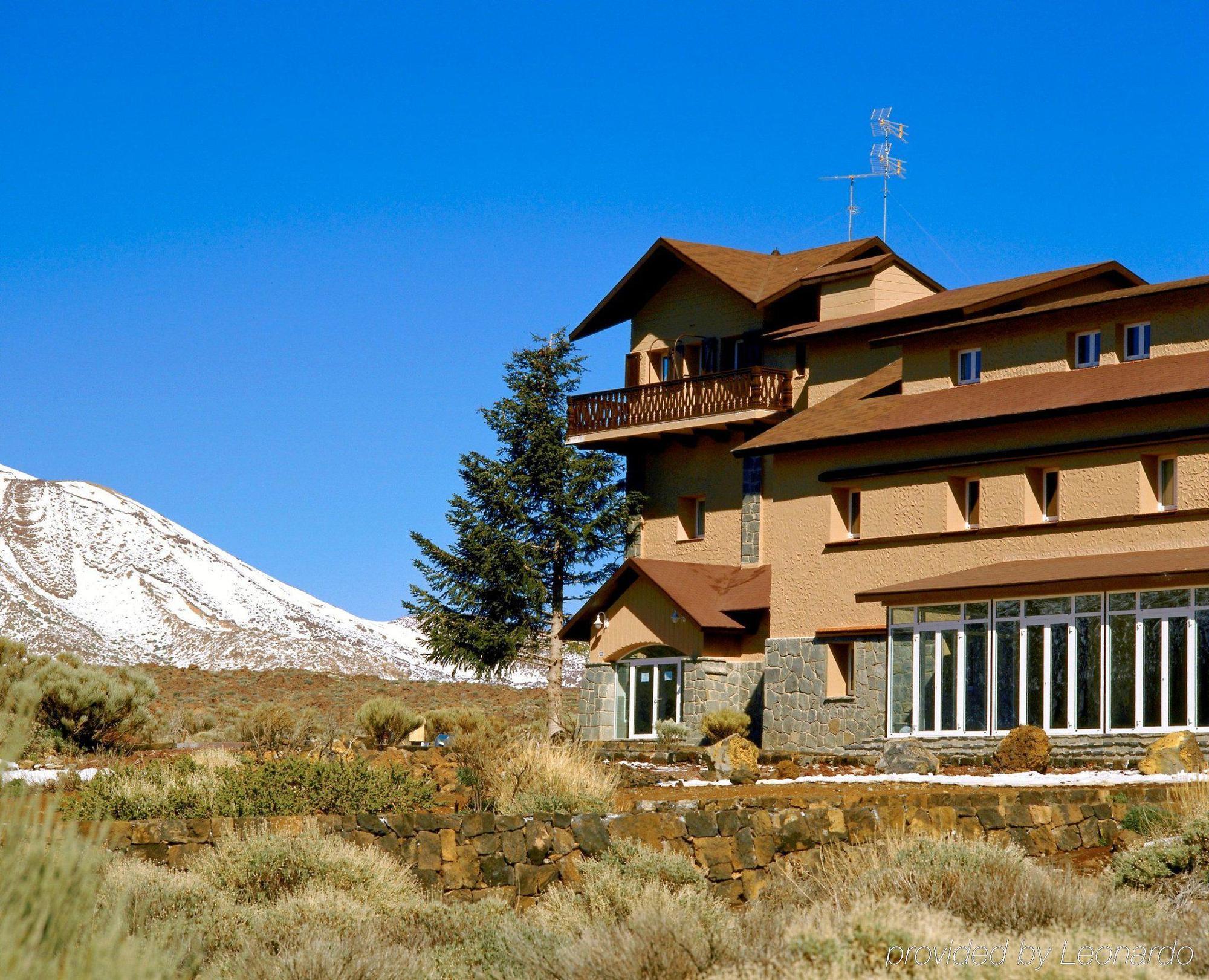 Parador De Las Canadas Del Teide Ла Оротава Екстериор снимка