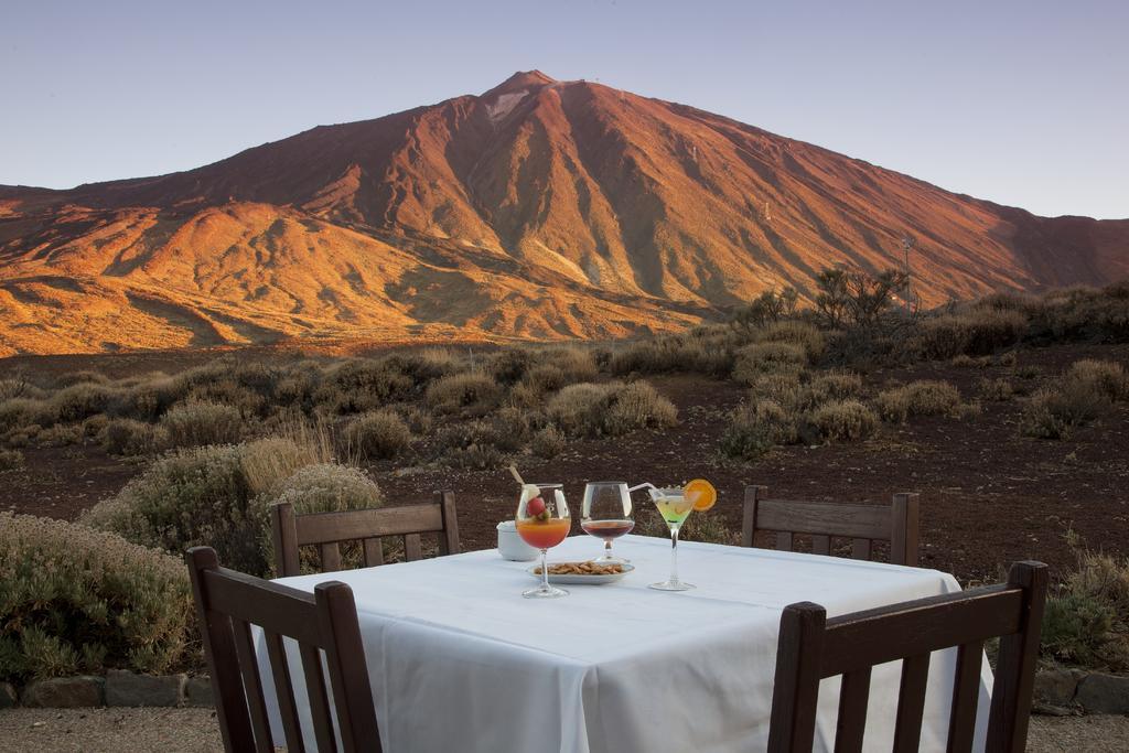 Parador De Las Canadas Del Teide Ла Оротава Екстериор снимка